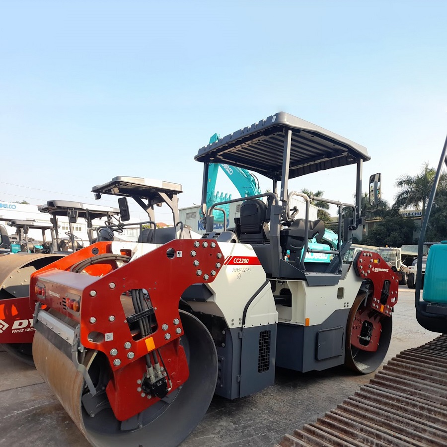 xe lu rung hai bánh thép Thụy Điển Dynapac CC2200 xe lu rung hai bánh thép Thụy Điển Dynapac CC2200