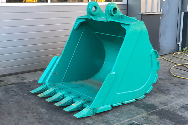gầu đá xe đào Kobelco